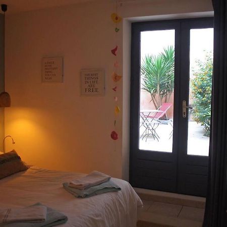 Arlette La Petite Maison Arlesienne Kültér fotó